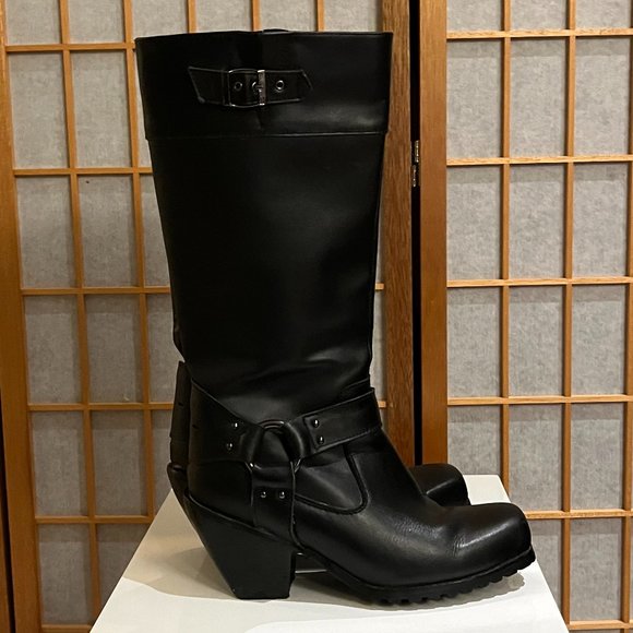 Women's size 6, Black Leather Up, Steel Shank, 2inch Heel Motorcycle Boots - Picture 3 of 12